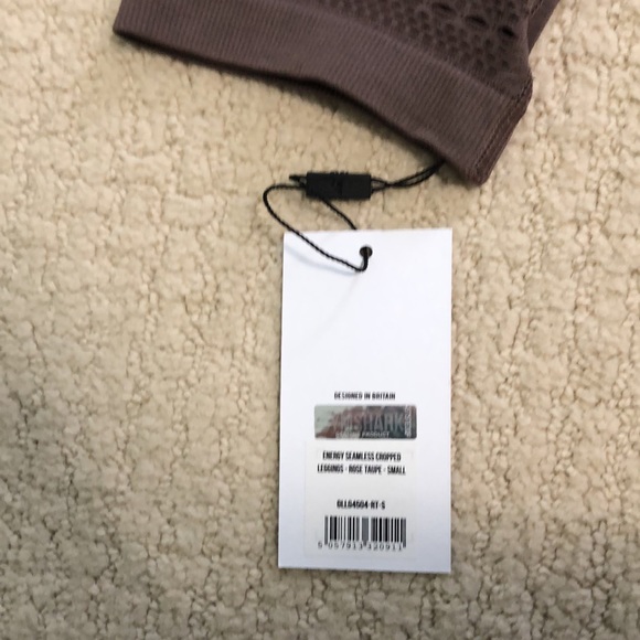 Energy + Seamless Cropped Leggings - Picture 7 of 7